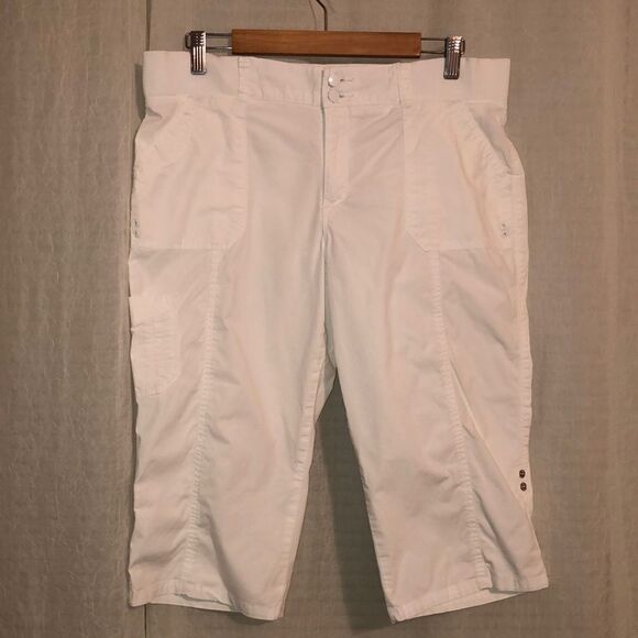 GV 12p White Cotton Cargo Utility Shorts - Picture 1 of 13